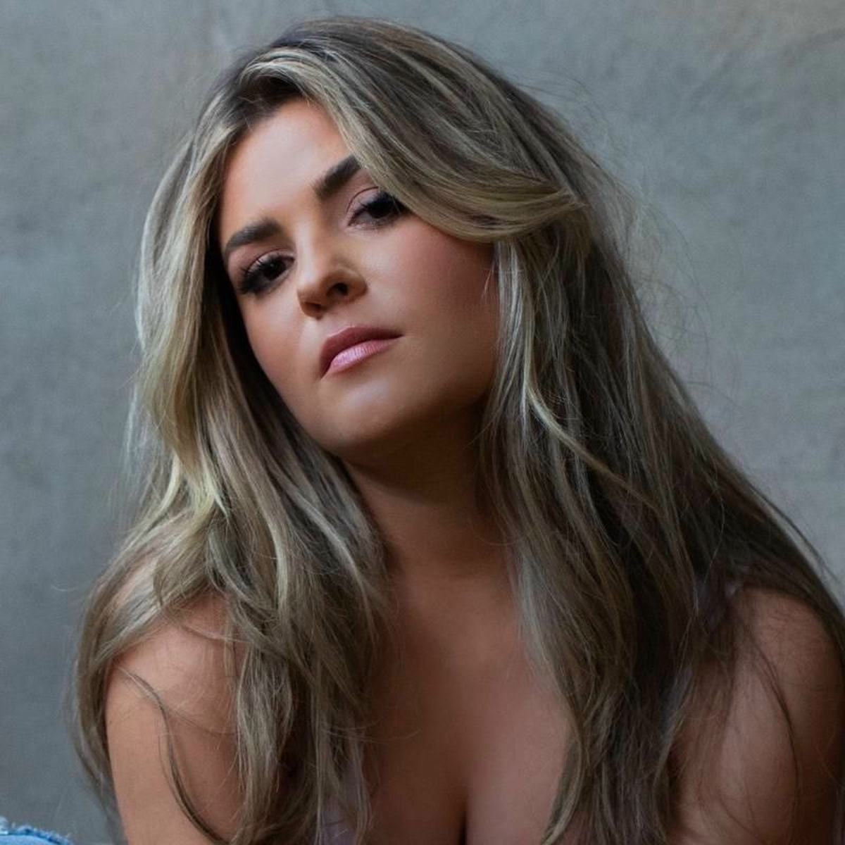 Tenille Arts