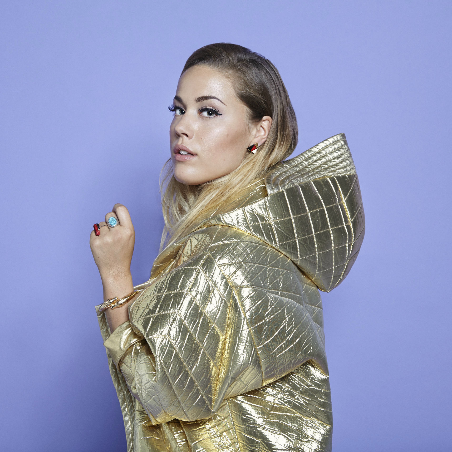 Artist picture of Julie Bergan