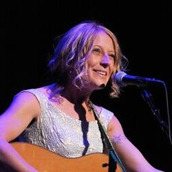Carrie Elkin