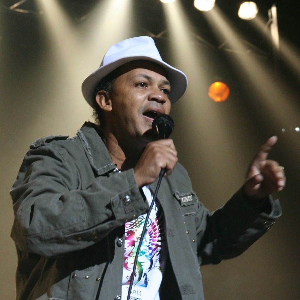 Photo de l'artiste Patrick Saint-Eloi