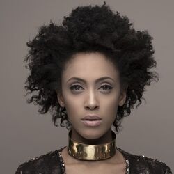 Picture of Phyllisia Ross
