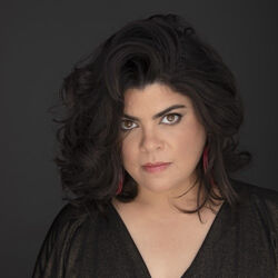 Picture of Isabela Moraes