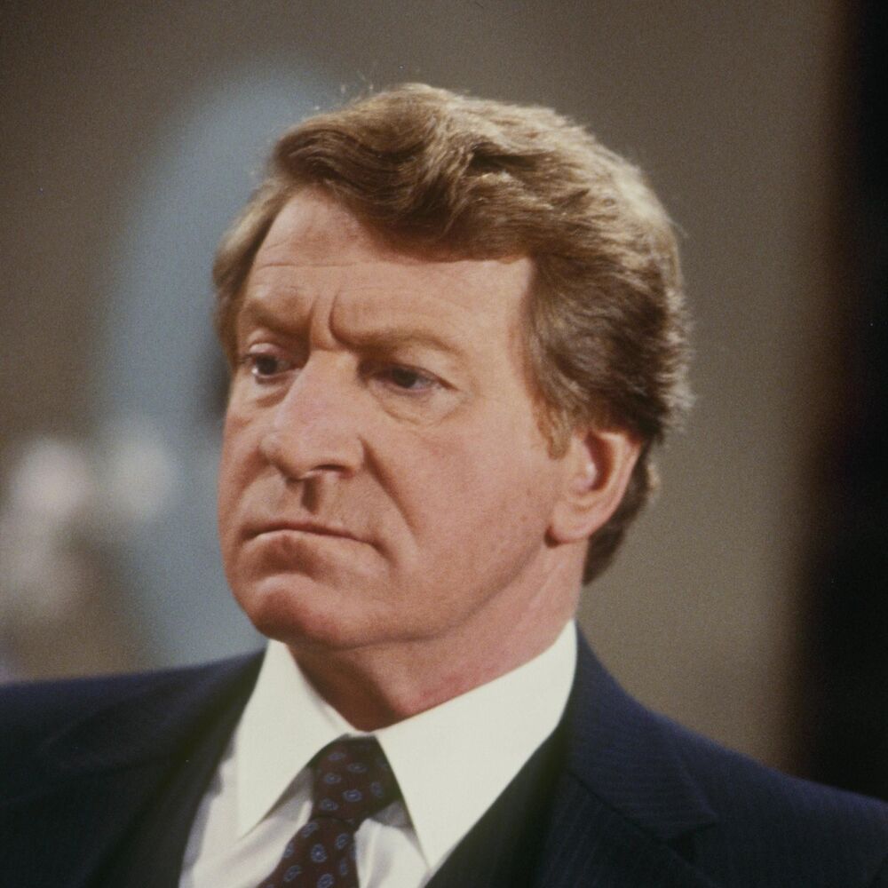 Picture of Clive Revill