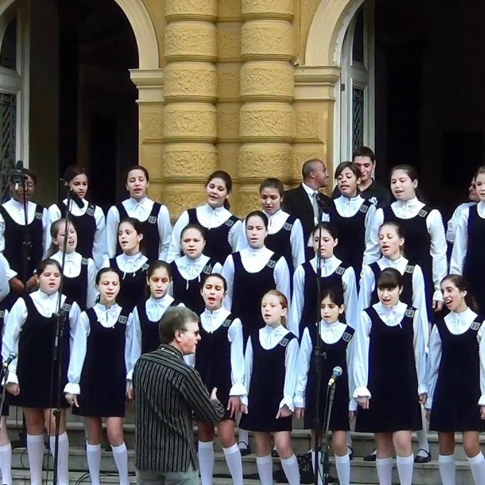 Meninas Cantoras De Petropolis
