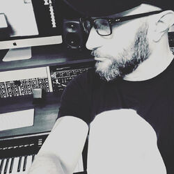 Picture of DJ Sakin