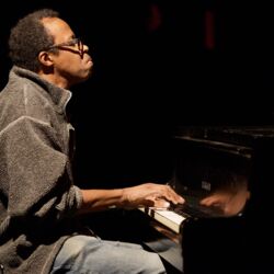 Picture of Matthew Shipp
