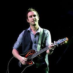 Damien Leith
