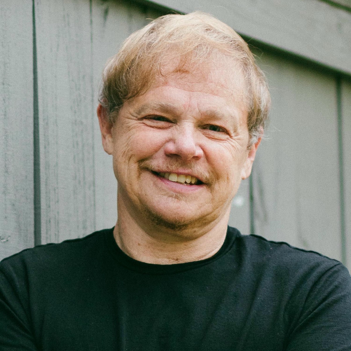 Artist picture of Cindy Bullens