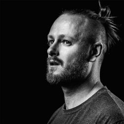 Picture of Sam Binga