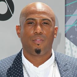 Picture of Anthony Brown & group therAPy