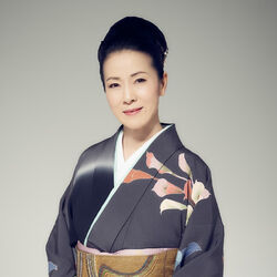 Picture of Fuyumi Sakamoto