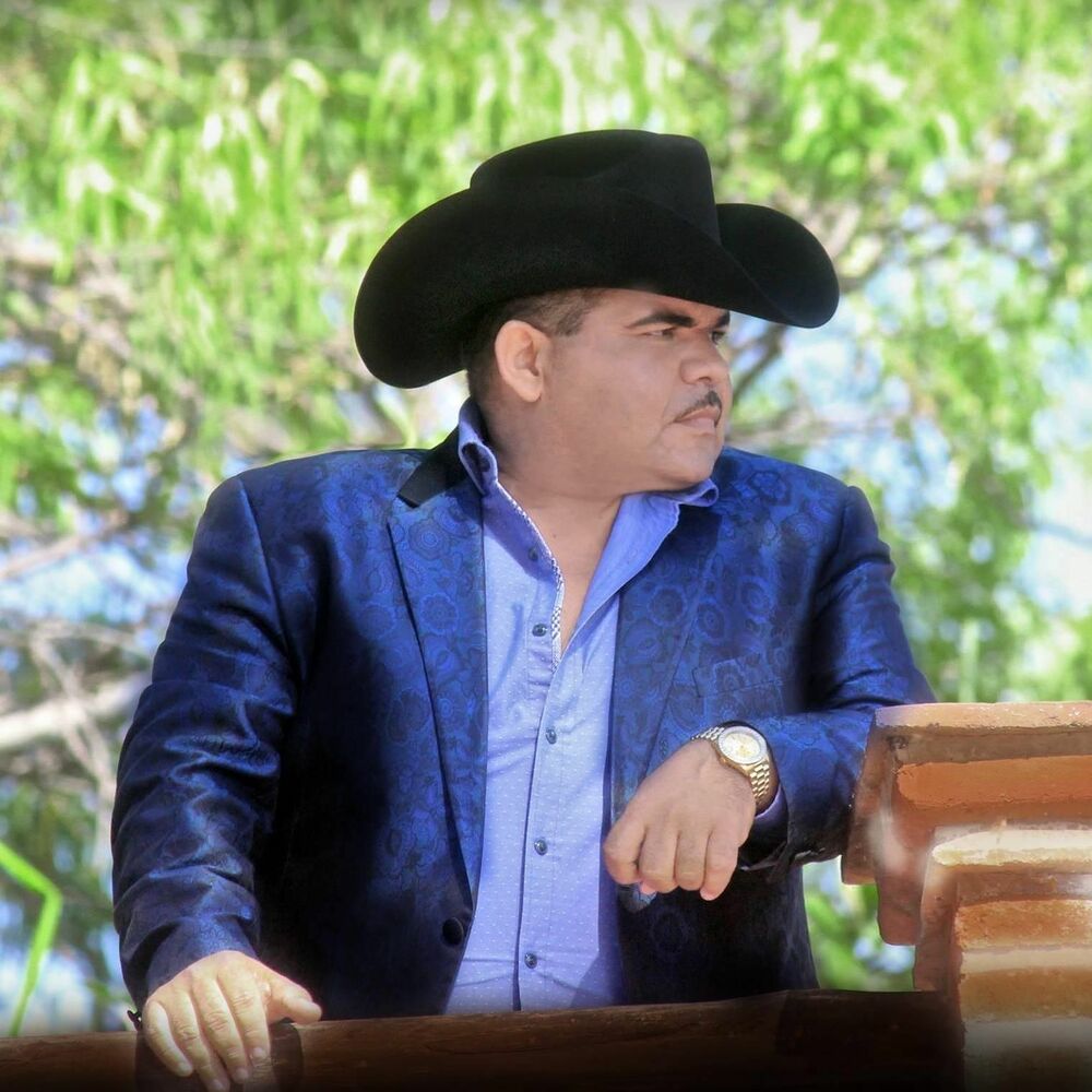 Picture of Chuy Lizarraga