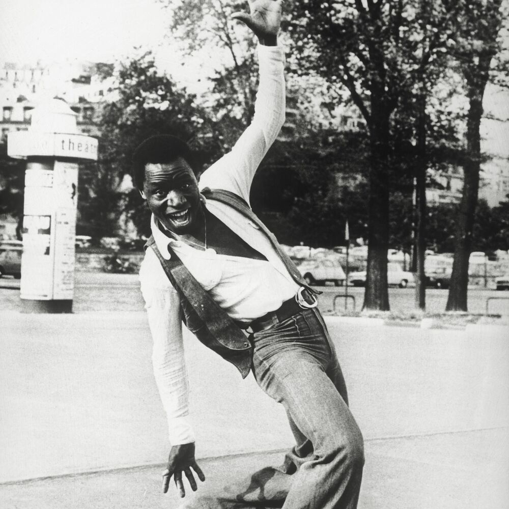 Picture of Afric Simone