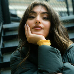 Picture of YAZ