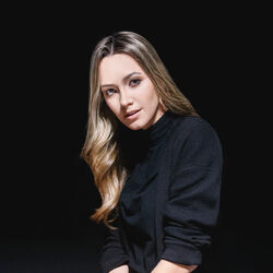 Picture of Louisy Cim
