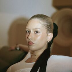 Picture of Othélie