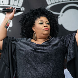 Picture of Taana Gardner