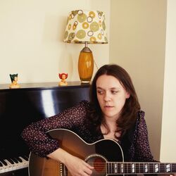 Picture of Lucy Wainwright Roche