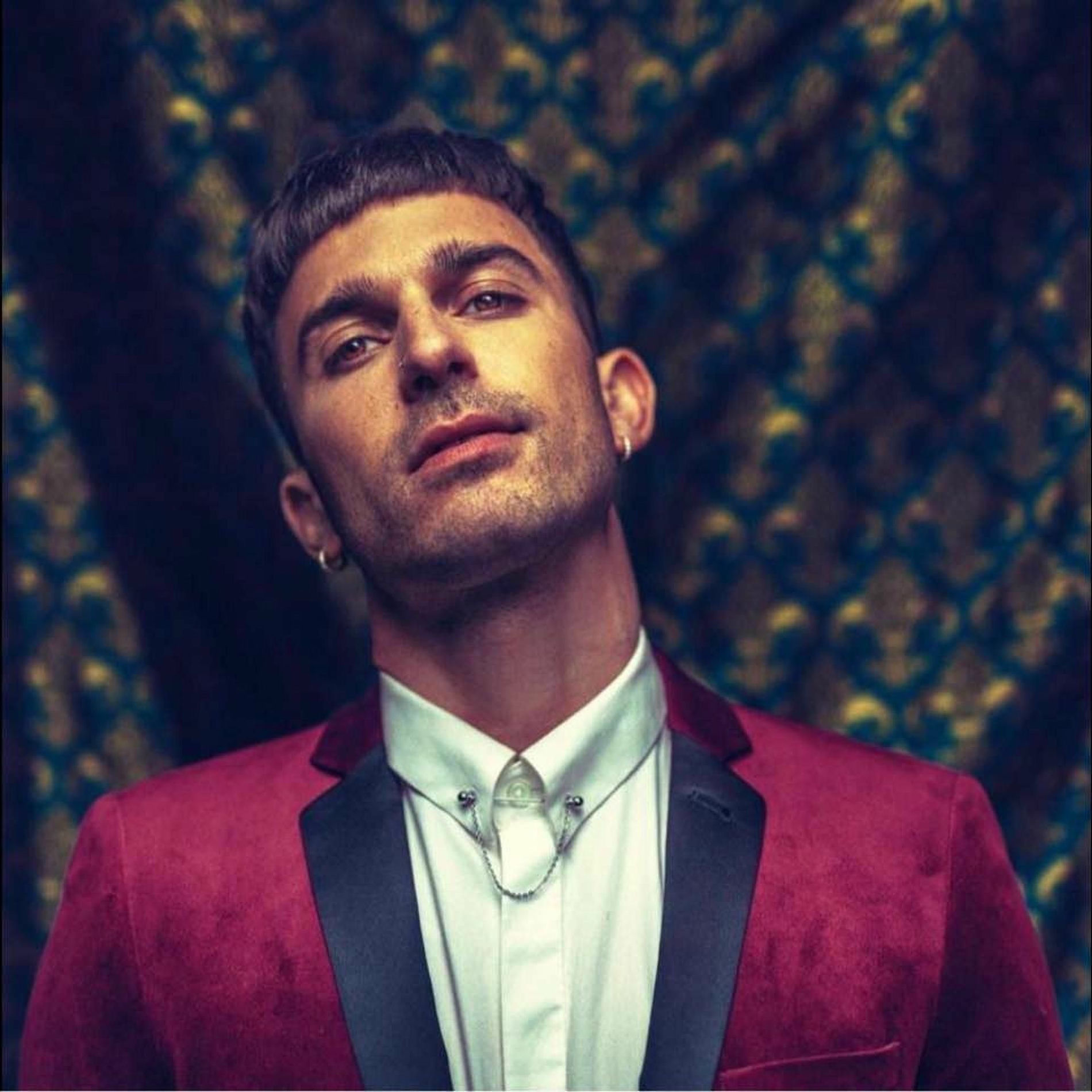 Artist picture of Michael Bibi