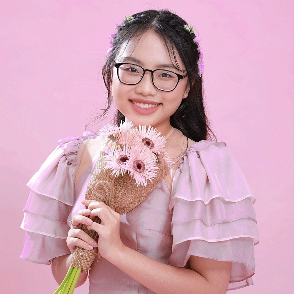 Picture of Phuong My Chi