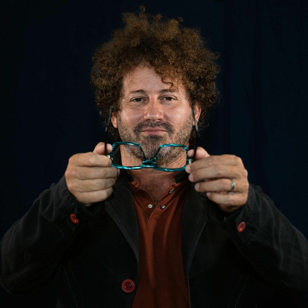 Picture of Raul Paz