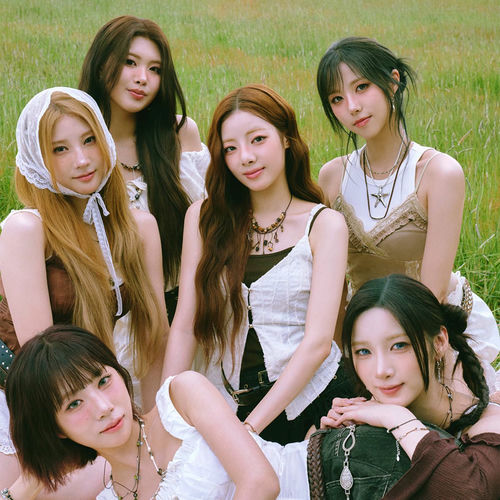 PURPLE KISS ゴウン ポラロイド Purple Kiss: albums, songs, concerts | Deezer