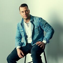 Picture of Jonny Diaz