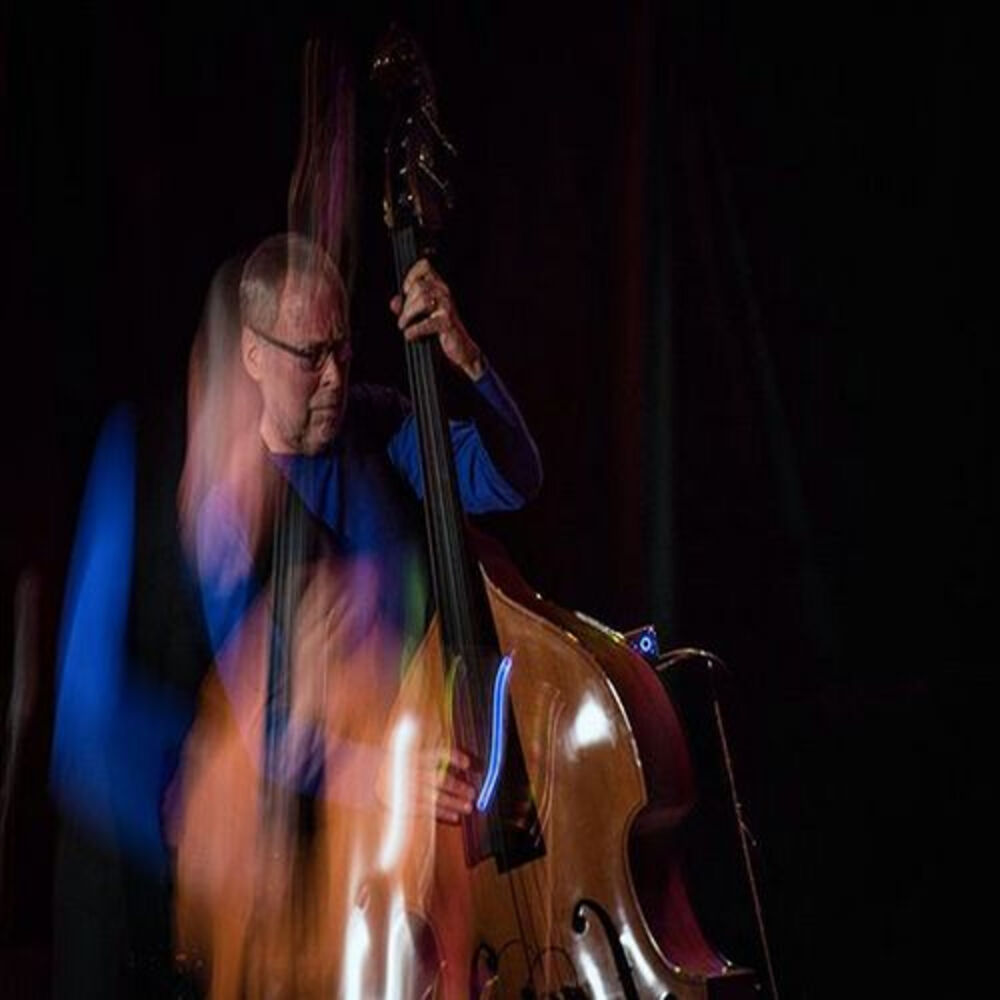 Picture of Dave Holland