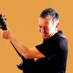 Carlos Cabezas