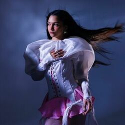 Picture of Ambar Lucid