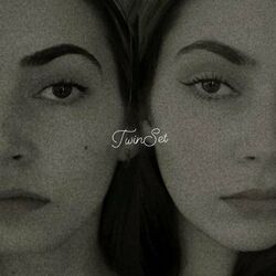 Picture of Twinset