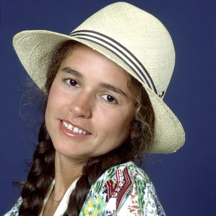 Nicolette Larson