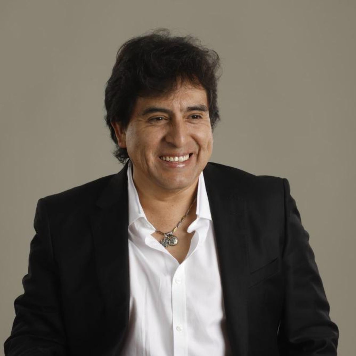 Artist picture of William Luna