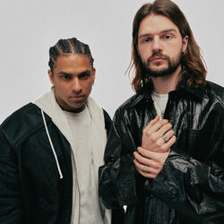 Picture of blackwave.