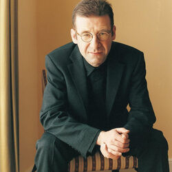 Picture of Ronan Hardiman