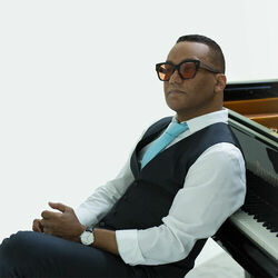Picture of Gonzalo Rubalcaba