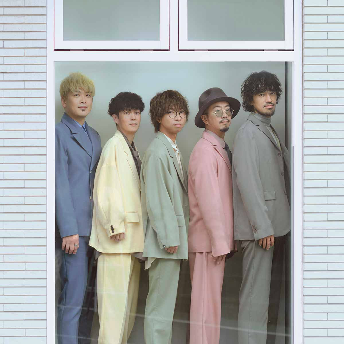 wacci: アルバム、曲、コンサート | Deezer