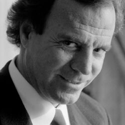Picture of Julio Iglesias