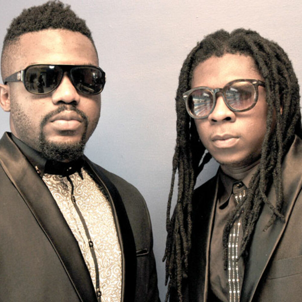 Picture of R2bees