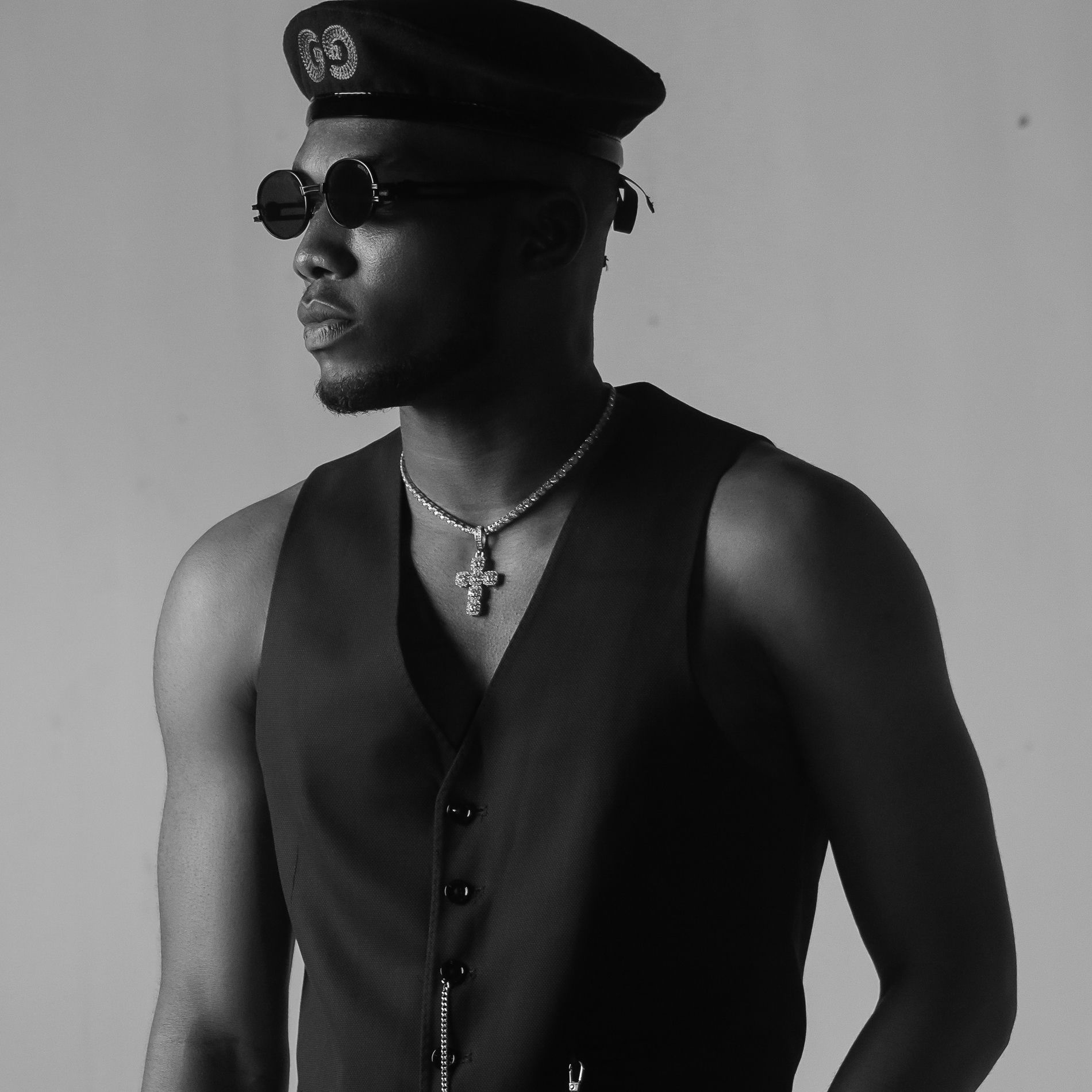 Artist picture of Victor AD