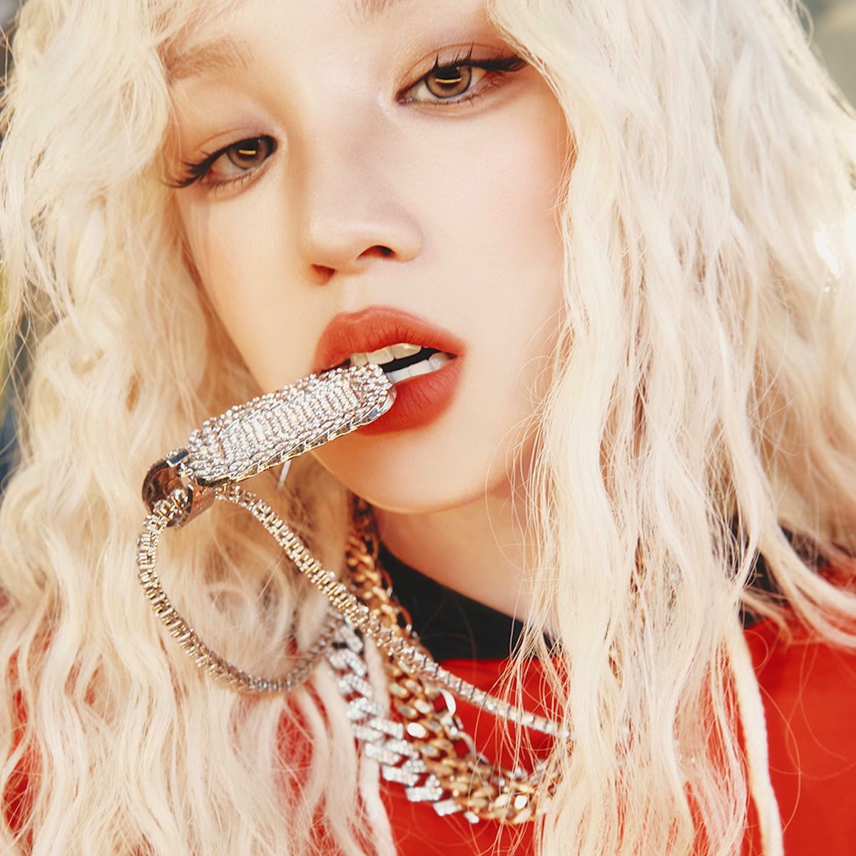 ウギ: アルバム、曲、コンサート | Deezer