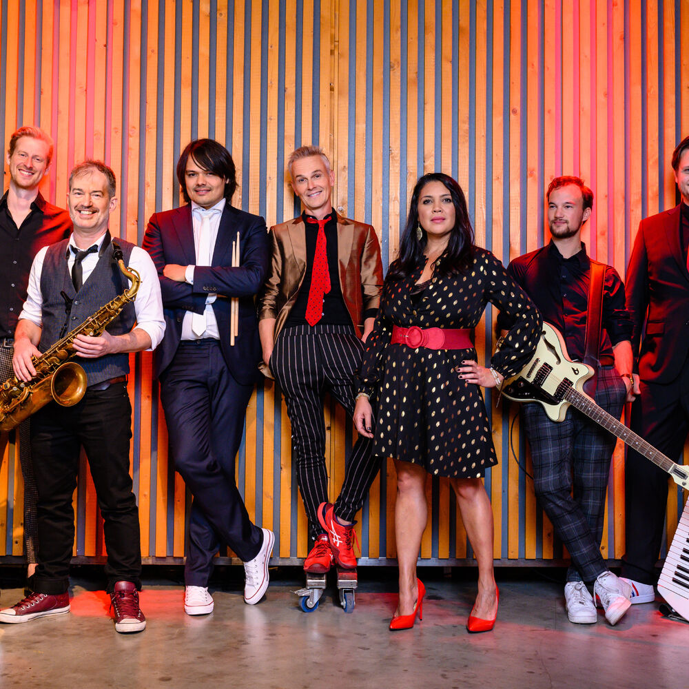 Picture of Hermes House Band