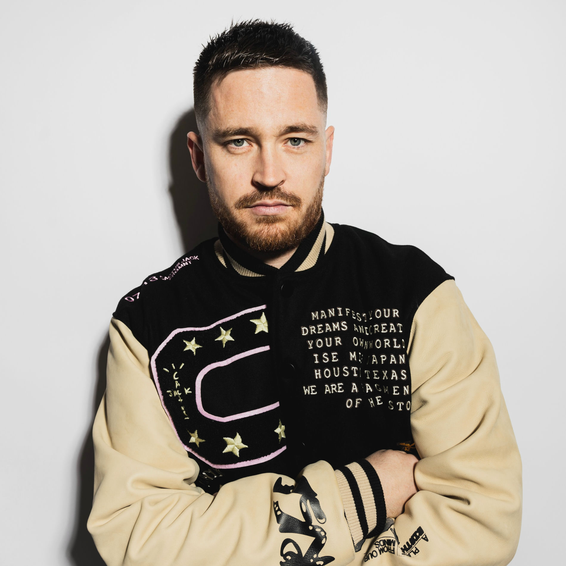 Artist picture of Aazar