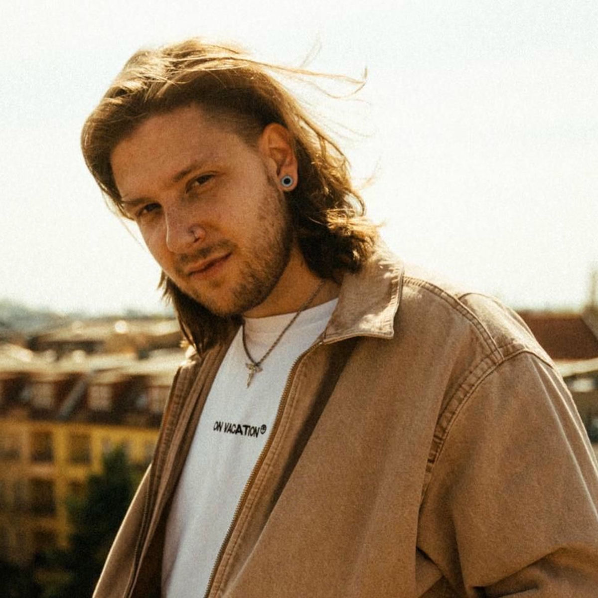 Artist picture of erobé