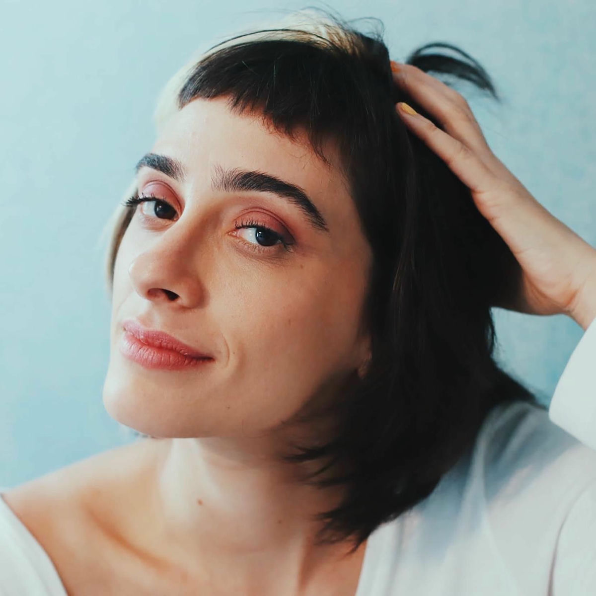 Artist picture of Juliana Linhares