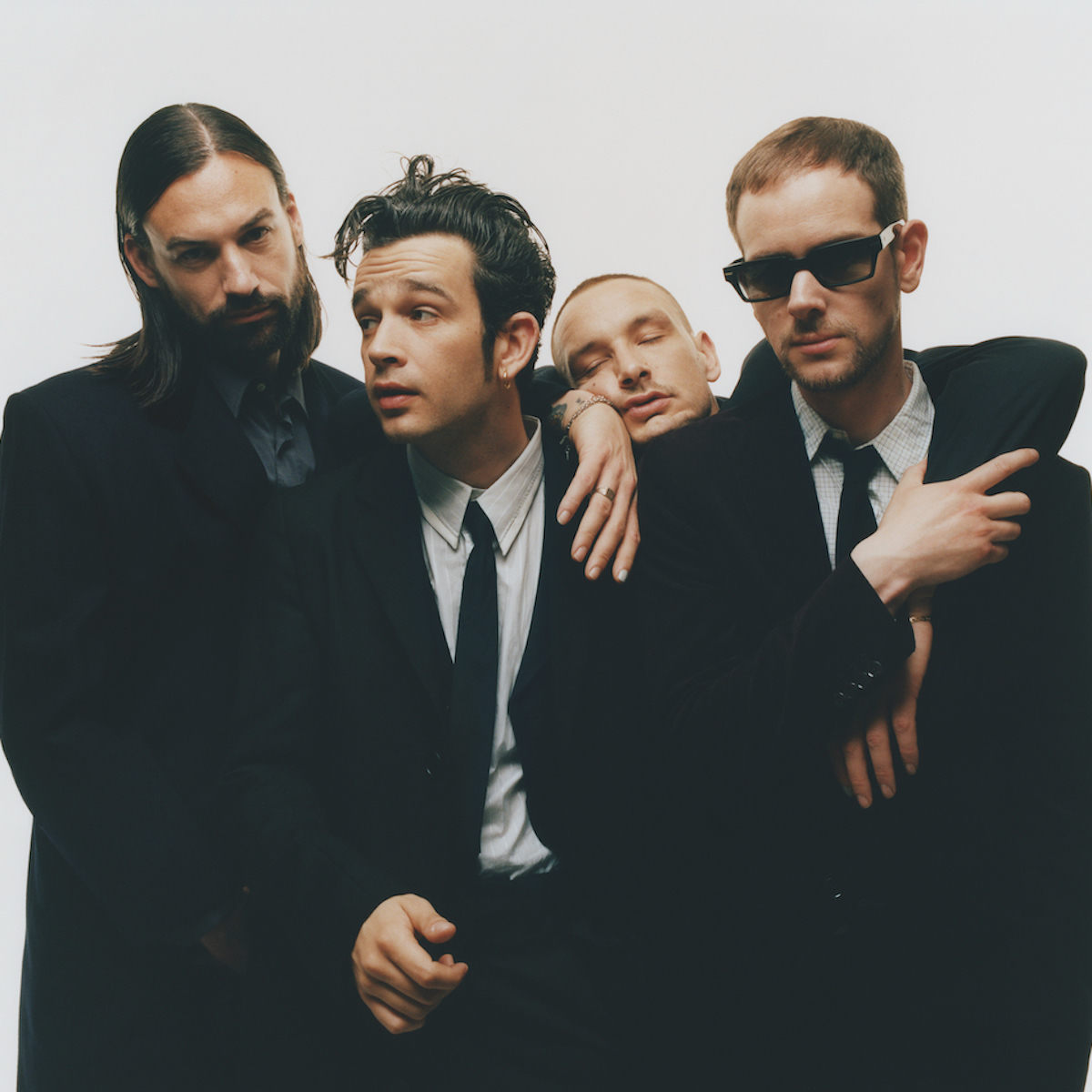 The 1975: albumit, kappaleet, konsertit | Deezer