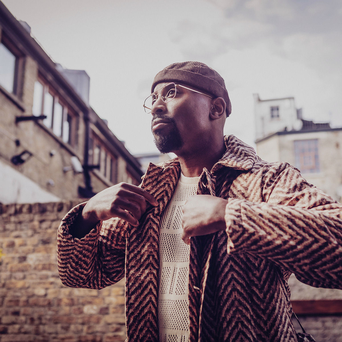 Artist picture of Alexis Ffrench