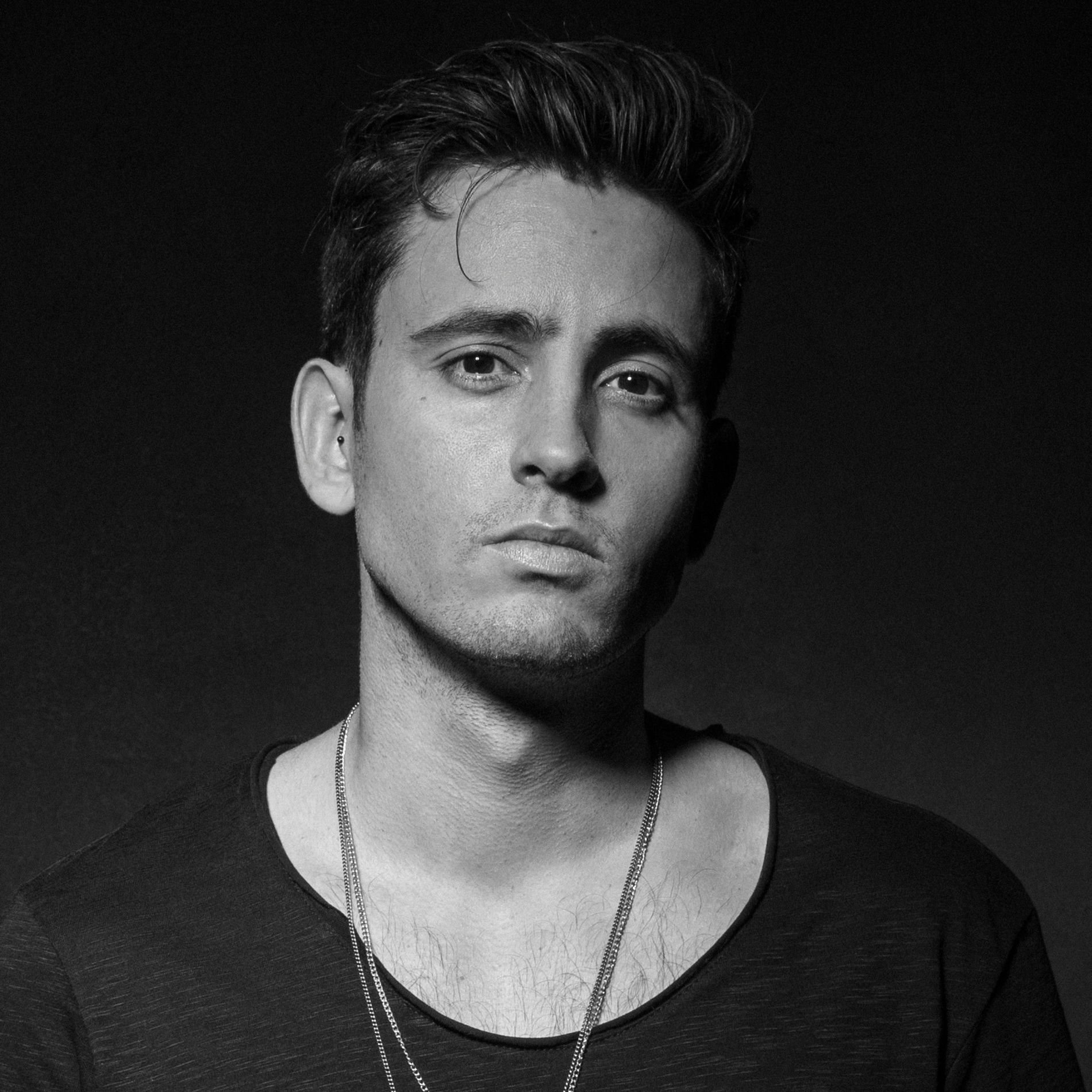 Artist picture of Arthur Thomas