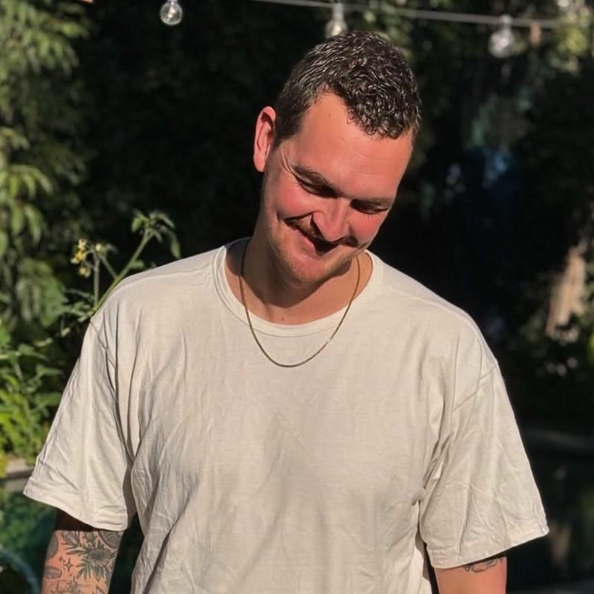 Artist picture of sunflwr