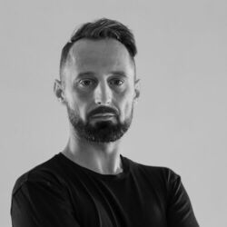 Picture of Jacek Paciorkowski